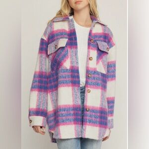 Women’s size large Entro purple/pink plaid fuzzy button up shacket